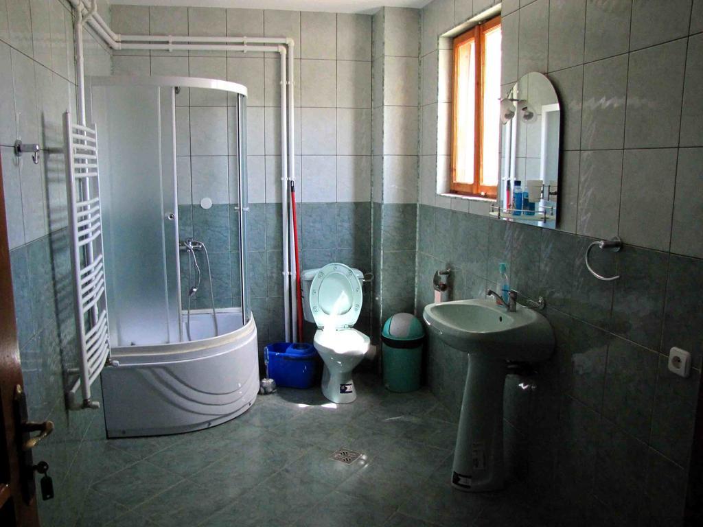 Casa Oana Hotel Sulina Ngoại thất bức ảnh