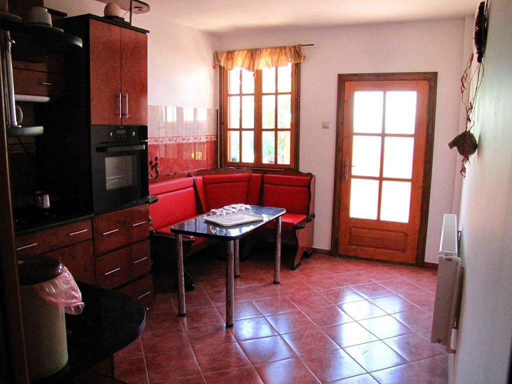 Casa Oana Hotel Sulina Ngoại thất bức ảnh